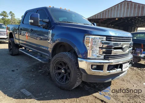 2018 Ford F250 Super Duty z USA, uszkodzony, nr VIN 1FT7W2BT2JEC74742